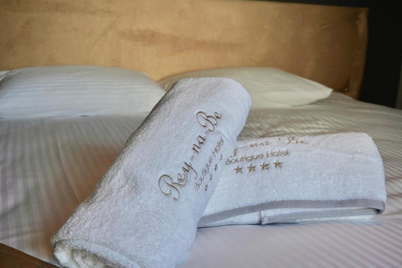 Reynabe Boutique Hotel ディキリ エクステリア 写真